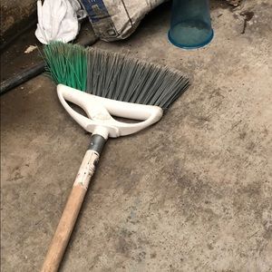 Meet your Posher, Manuel